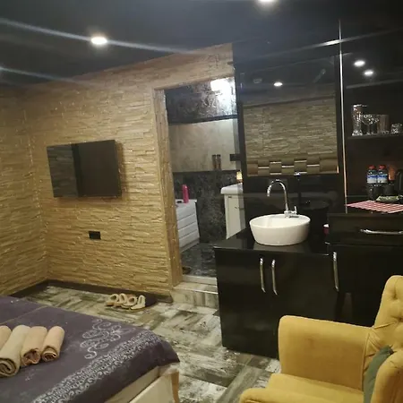 Yetişkin Oteli 402- Black House Jakuzi Ve Klimali Daire Ankara