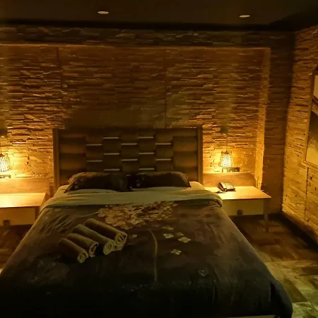 402- Black House Jakuzi Ve Klimali Daire Yetişkin Oteli Ankara