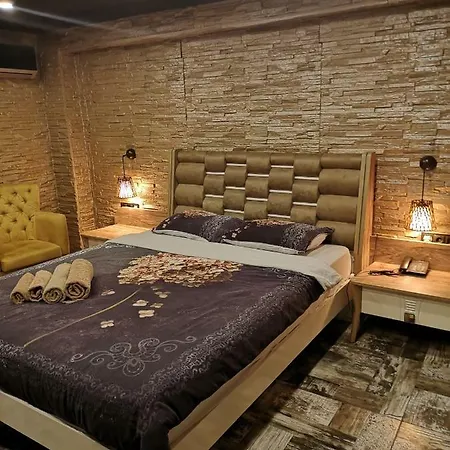 402- Black House Jakuzi Ve Klimali Daire *